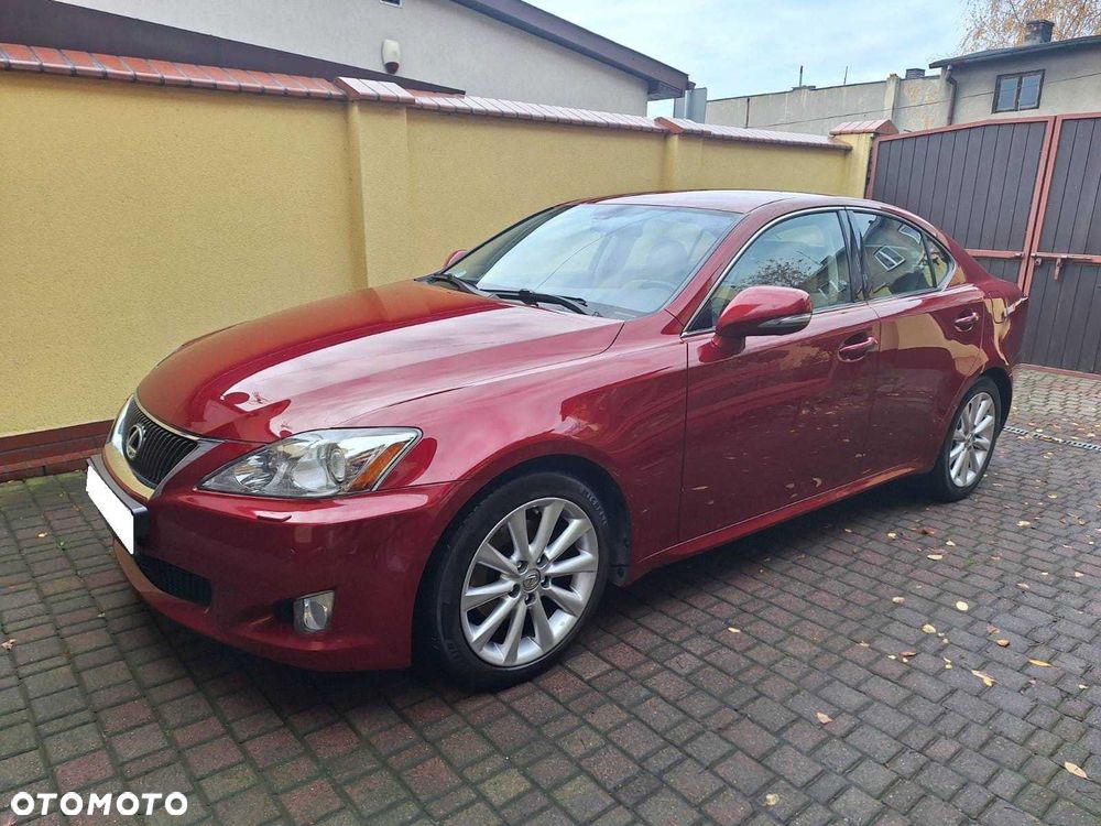 Lexus IS - 1