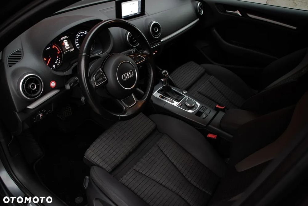 Audi A3 Sportback 1.6 TDI (clean diesel) S tronic S line Sportpaket - 19