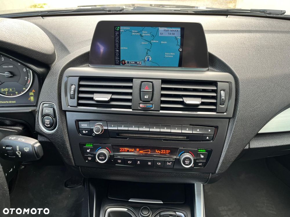 BMW Seria 1 118i - 22