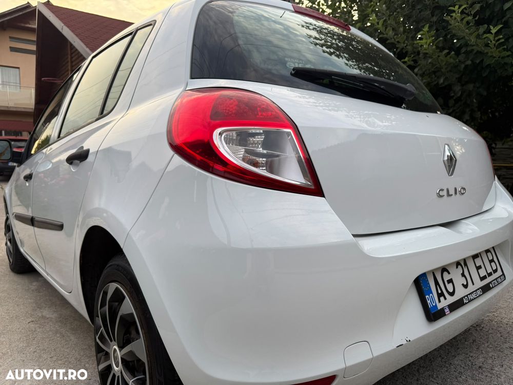 Renault Clio 1.2 Life - 4