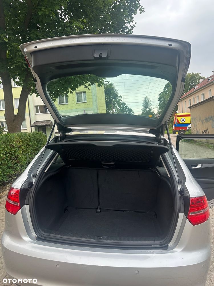 Audi A3 Sportback - 6