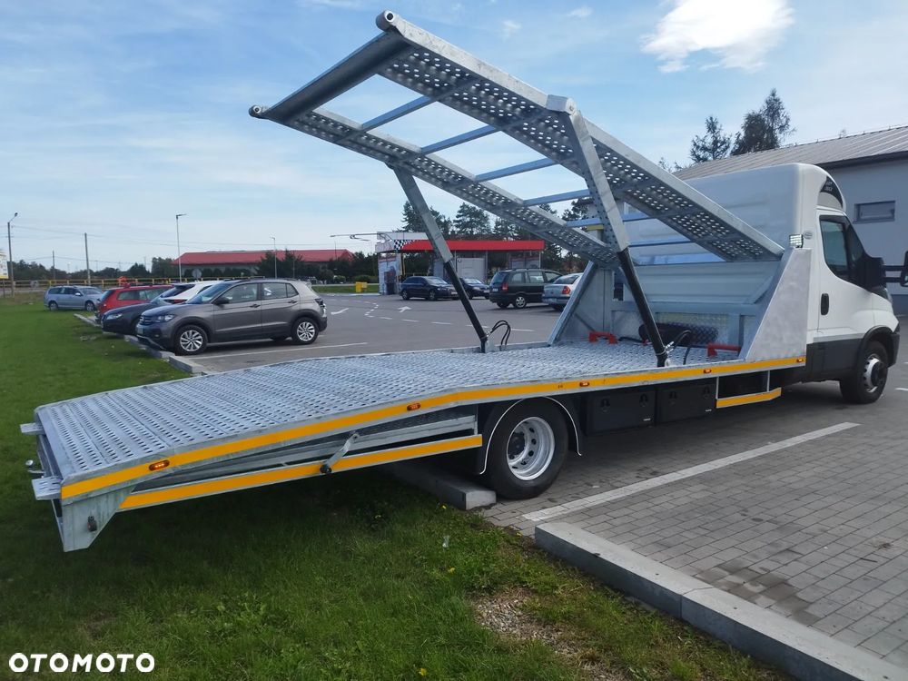 Iveco DAILY - 18