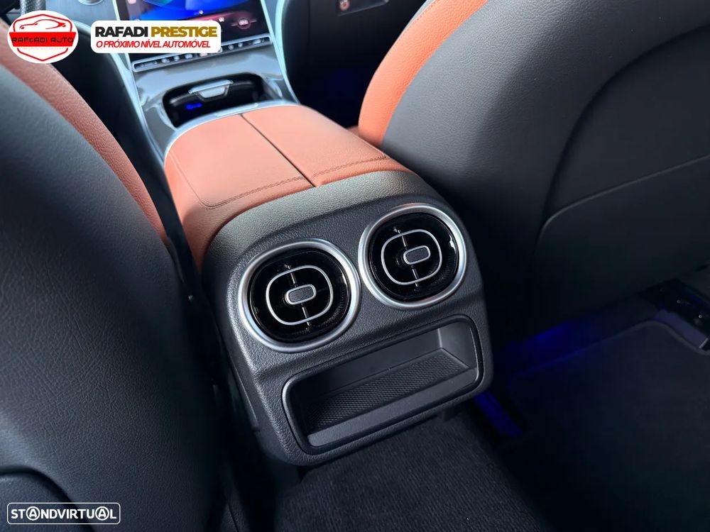 Mercedes-Benz C 300 e AMG Line - 24