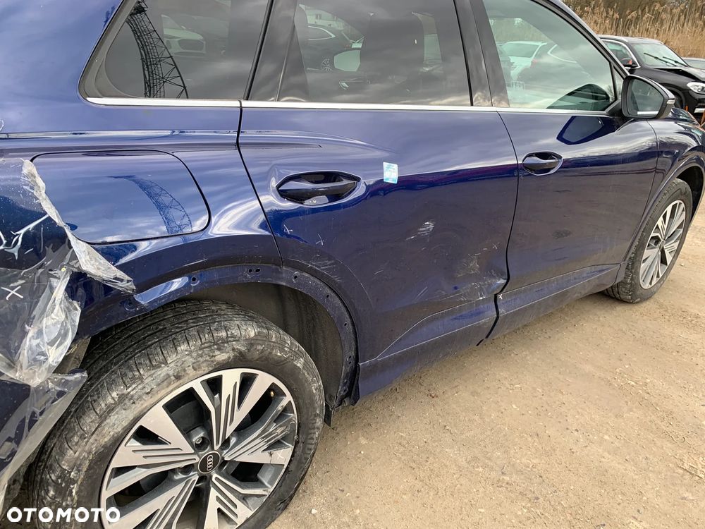 Audi Q4 e-tron 45 quattro - 6