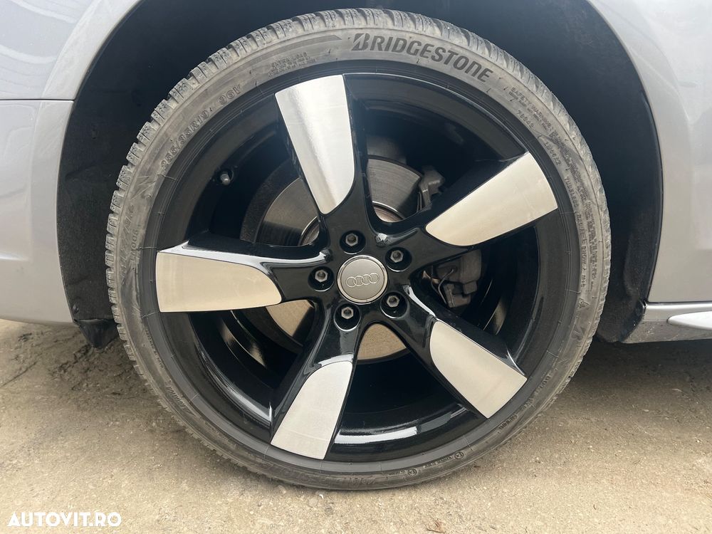 Audi A4 2.0 TDI DPF S line Sportpaket - 10