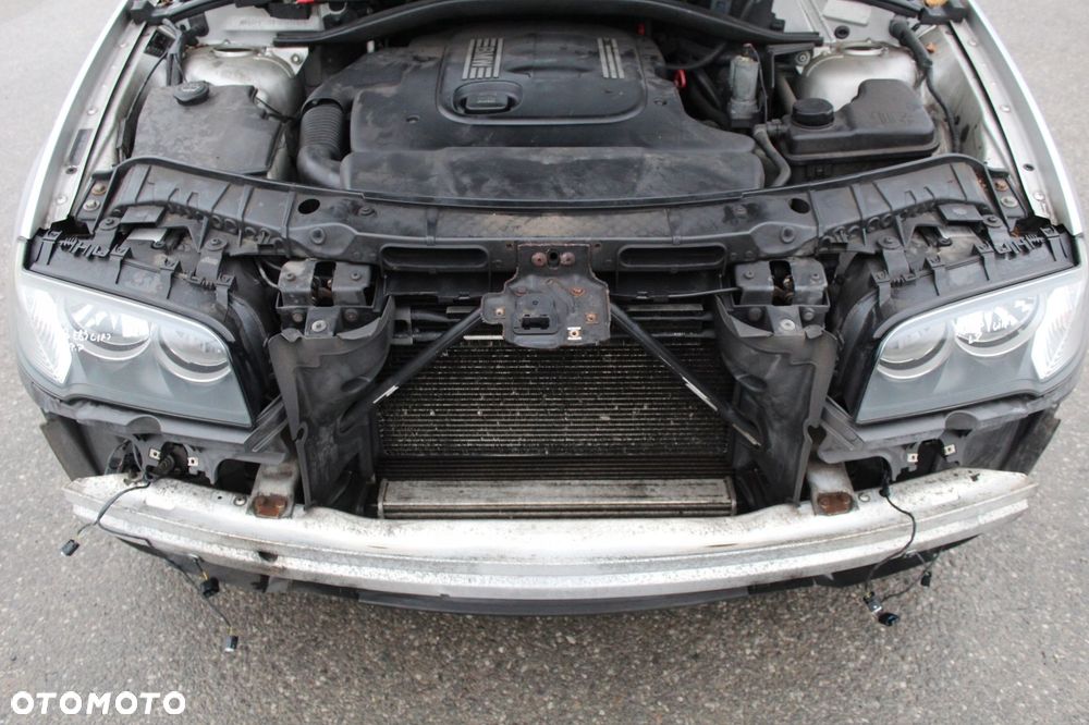 PAS PRZEDNI CHŁODNICE BMW X3 E83 2.0d M47 150KM - 1