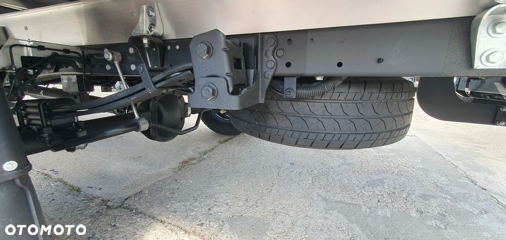 Iveco 35S18HD DOKA 7 OSÓB OKAZJA hak gratis - TANIO !! WYPRZEDAŻ - 25