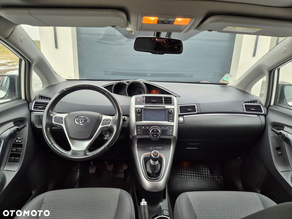 Toyota Verso 1.6 D-4D Premium - 30