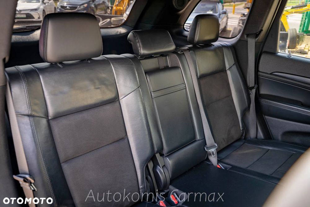 Jeep Grand Cherokee - 21