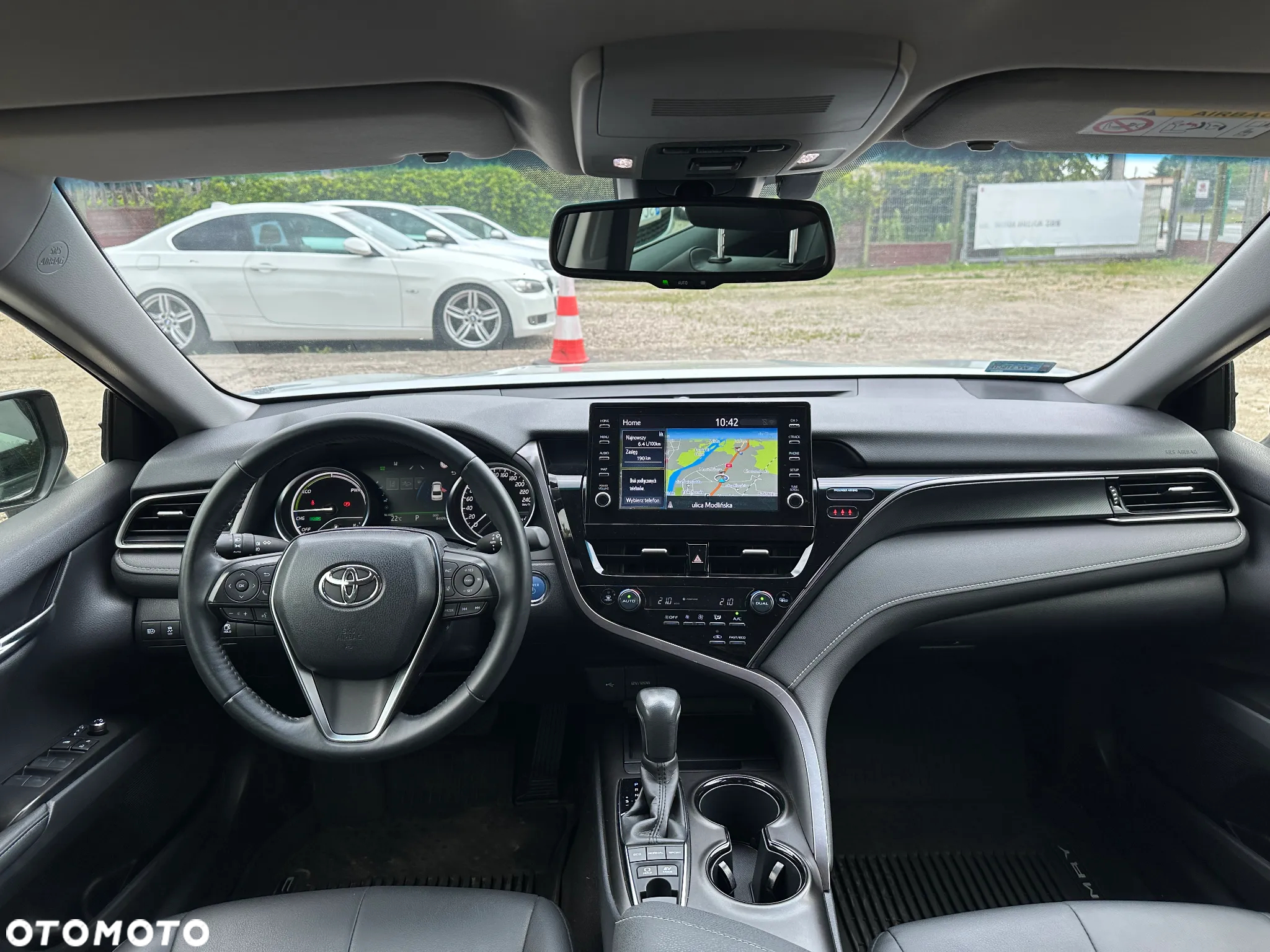 Toyota Camry 2.5 Hybrid Prestige CVT - 24