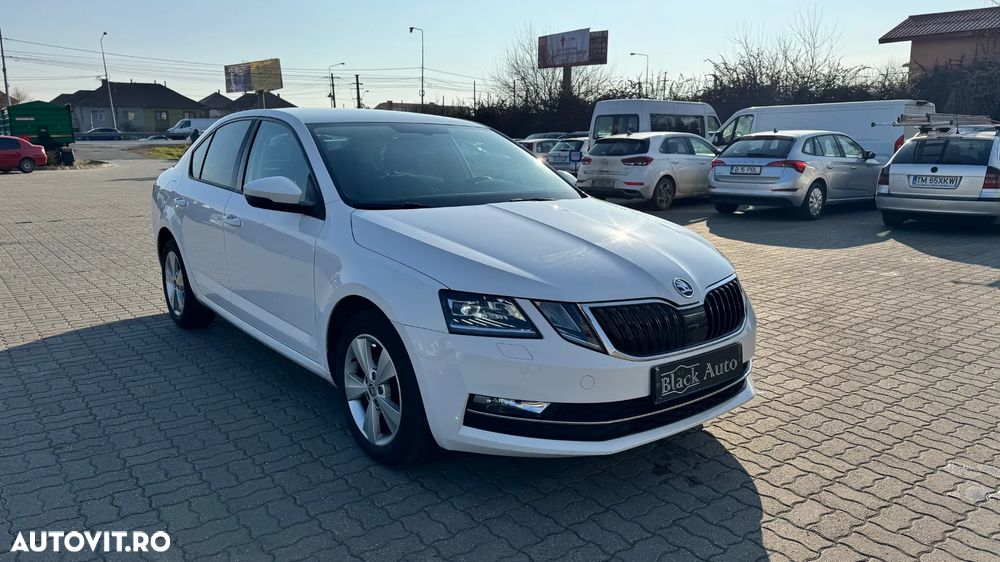 Skoda Octavia - 1