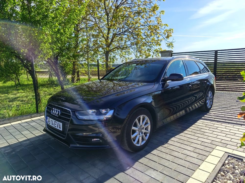 Audi A4 2.0 TDI DPF clean multitronic Ambiente - 2