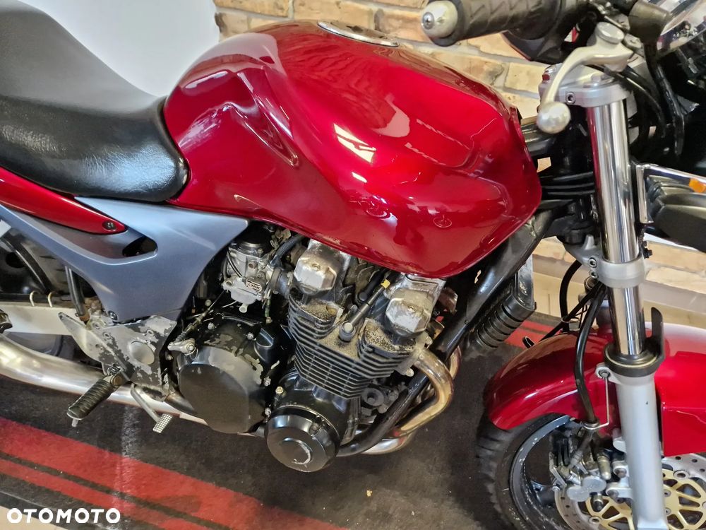 Kawasaki ZR - 26