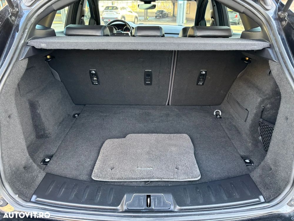 Jaguar E-Pace D150 AWD Aut. R-Dynamic SE - 16