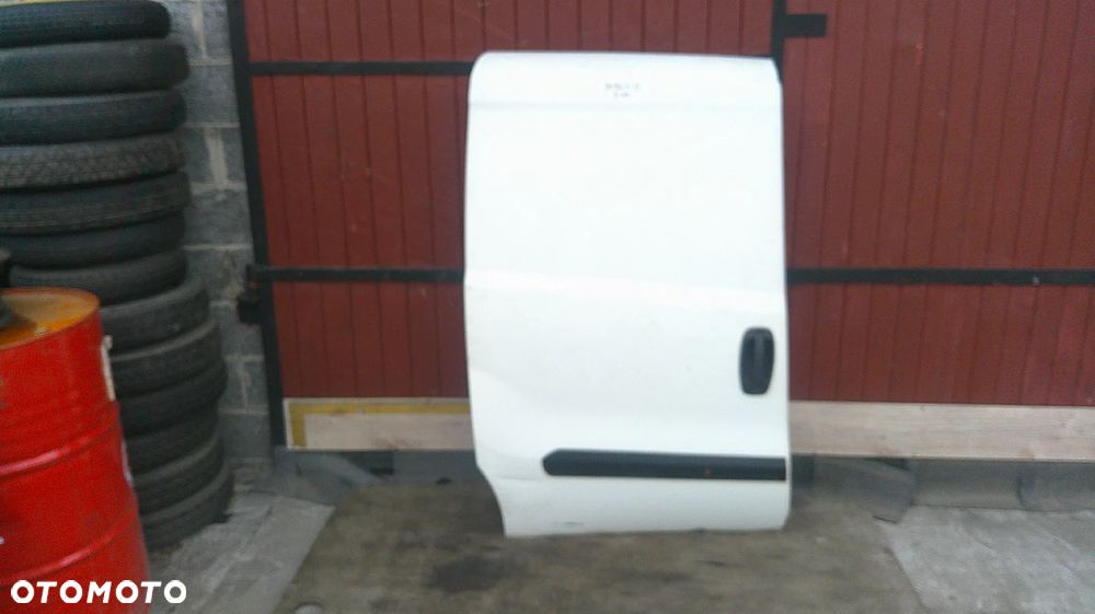 FIAT DOBLO II DRZWI PRAWE BOCZNE PRZESUWNE  249 - 2