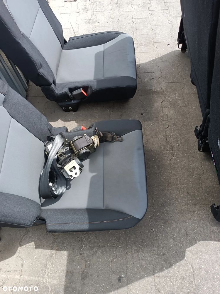 KOMPLET FOTELI DACIA JOGGER 7 OSÓB 2024 ROK - 7