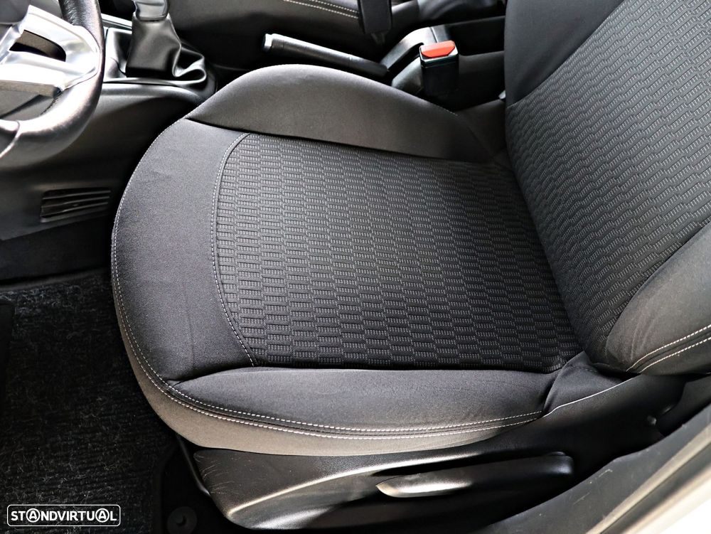 Peugeot 208 1.6 BlueHDi Style - 28