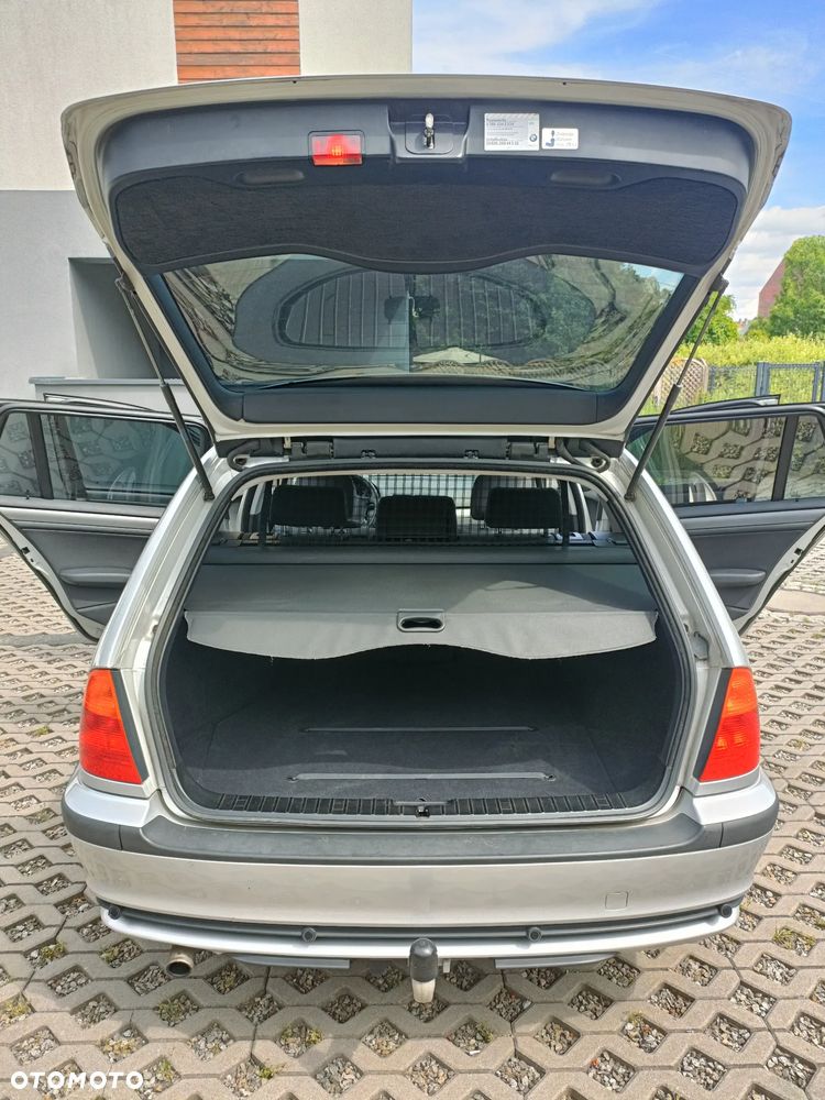 BMW Seria 3 318i Edition Lifestyle - 10