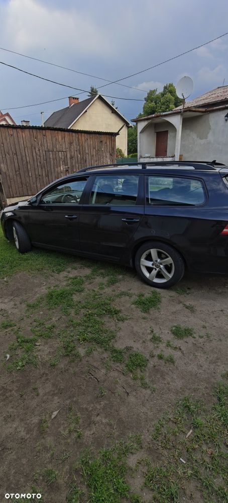Volkswagen Passat - 2