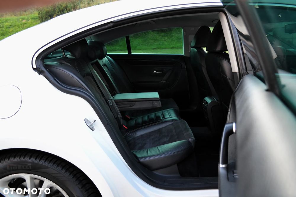Volkswagen Passat CC 2.0 TDI DSG Exclusive - 12