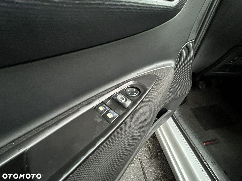 Citroën C4 1.4 16V Style - 13