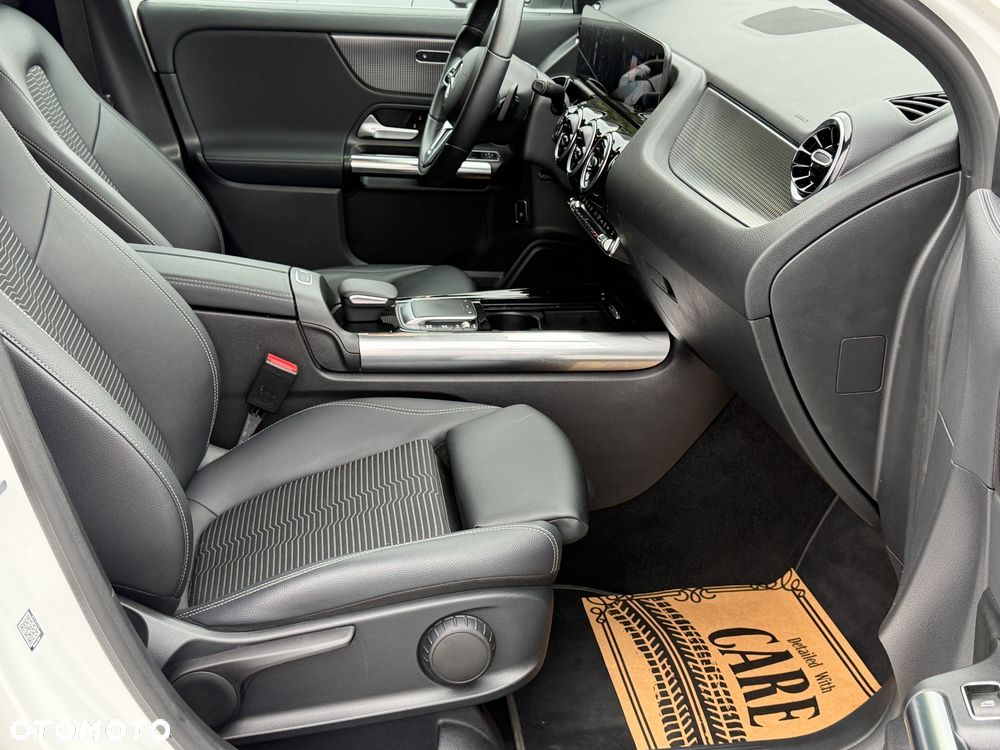 Mercedes-Benz GLA 220 d 8G-DCT Style - 18