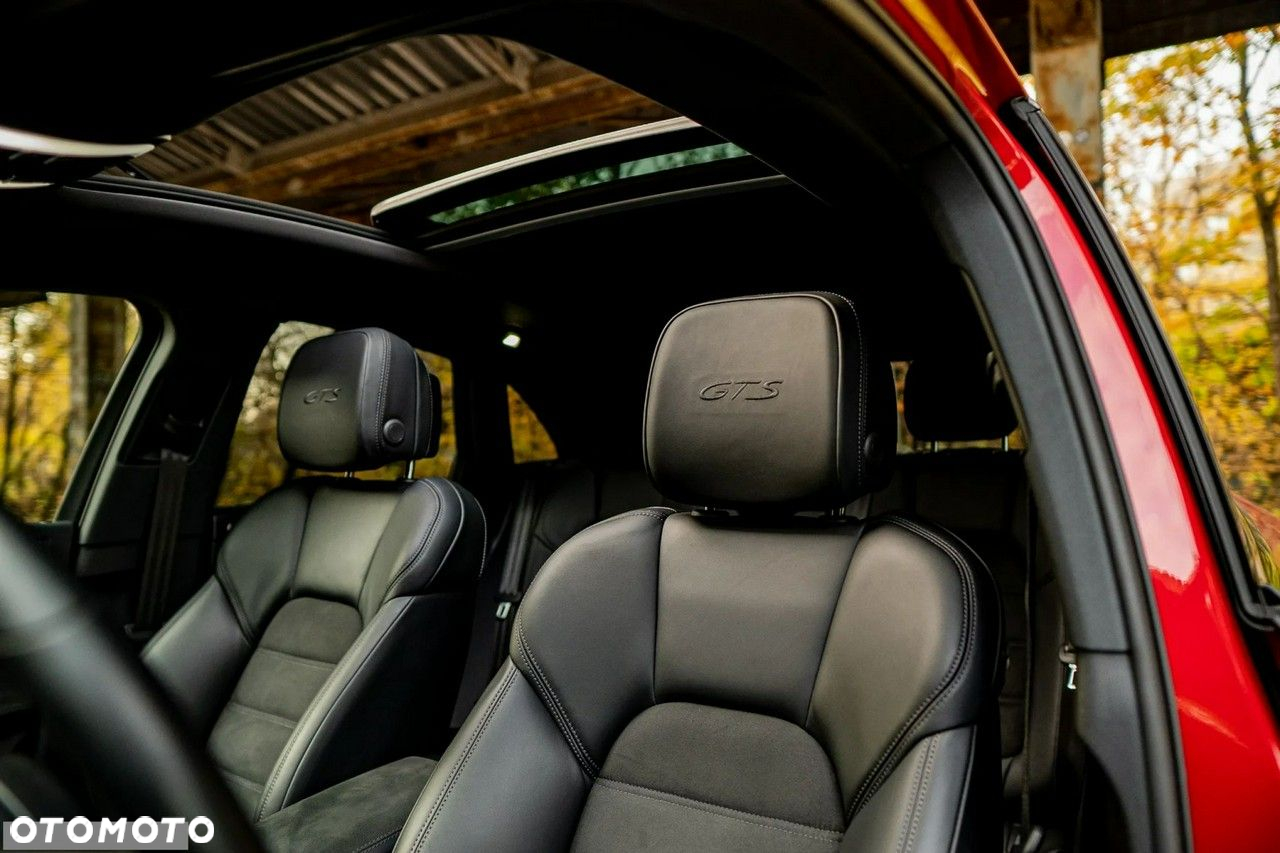 Porsche Macan GTS - 26