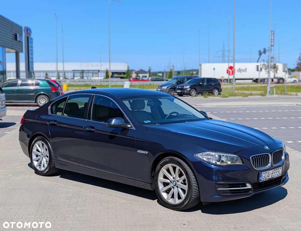 BMW Seria 5 535i xDrive Sport-Aut Luxury Line - 4