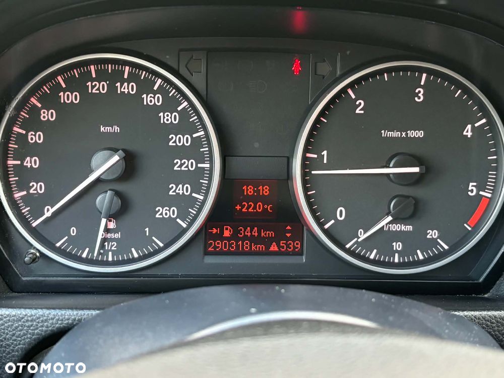 BMW Seria 3 320d - 12