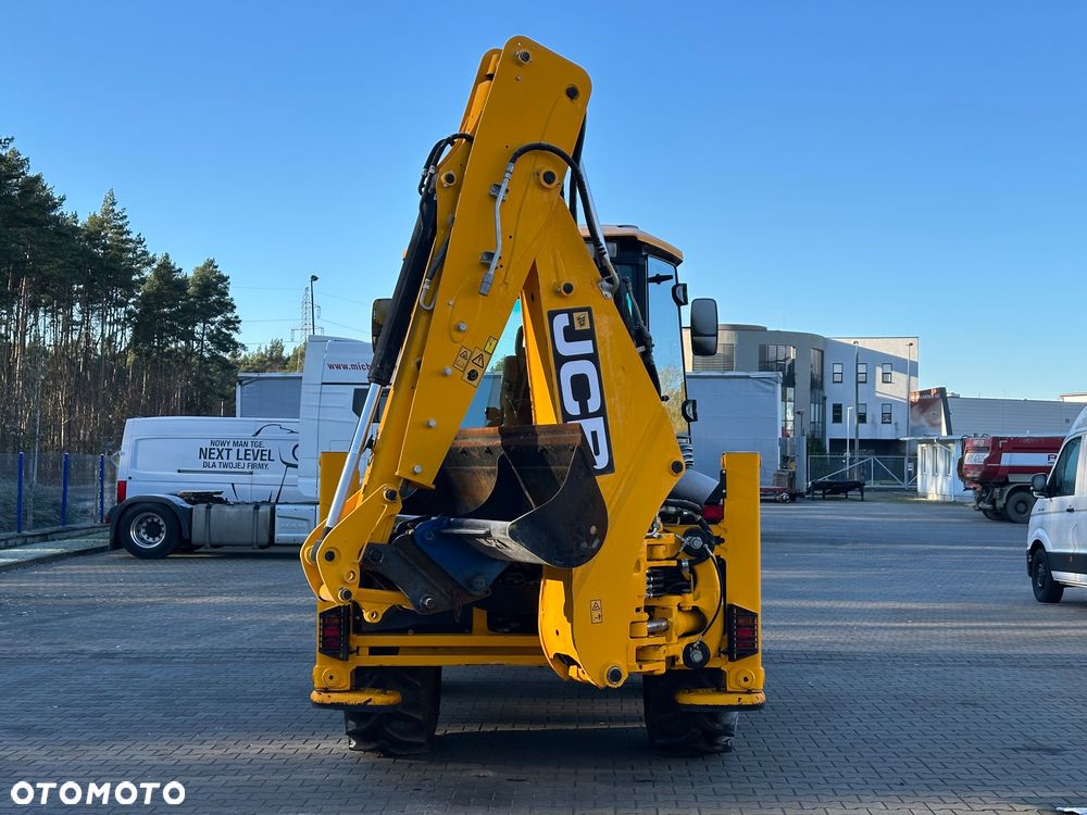 JCB 3CX PLUS 109hp Powershift + Torquelock (Contractor) - 4