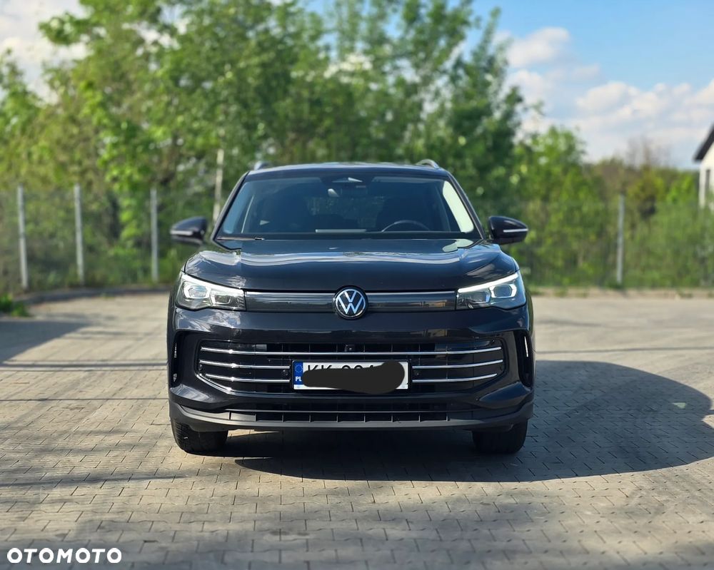Volkswagen Tiguan - 12