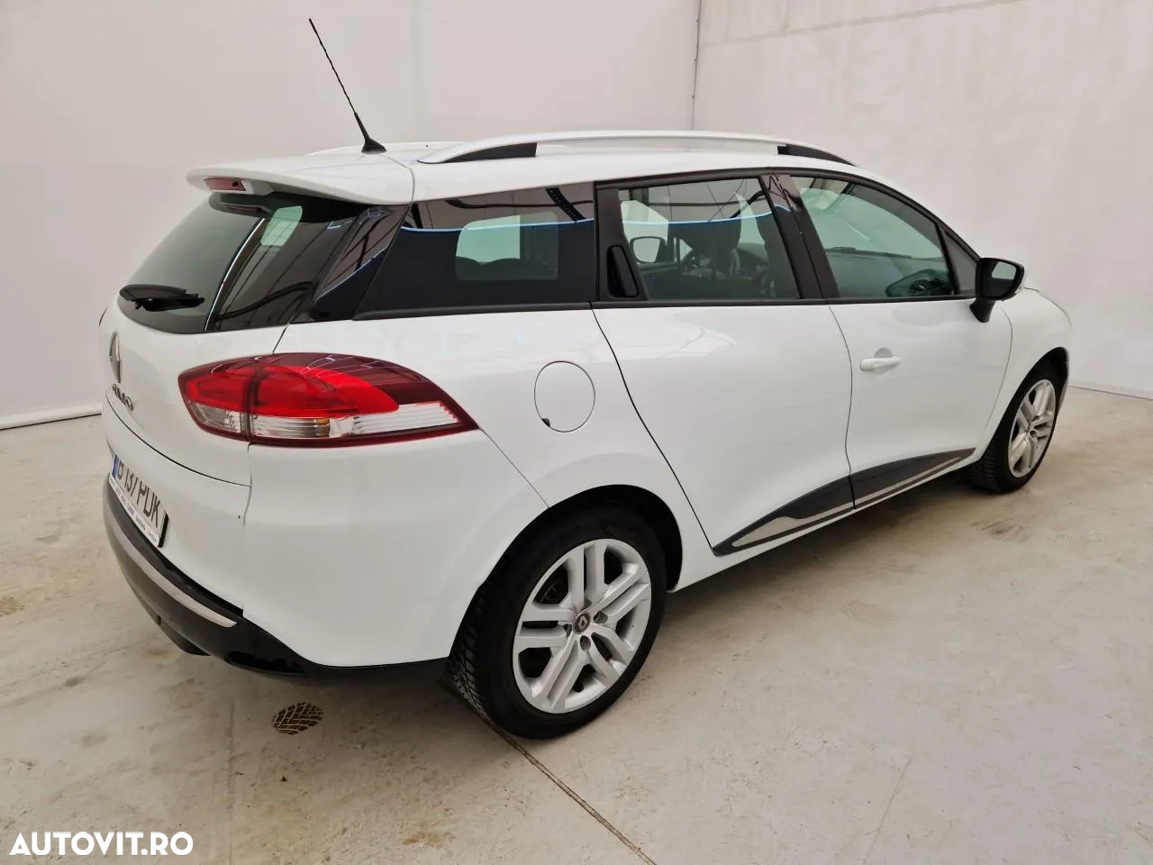 Renault Clio Estate TCe Zen - 10