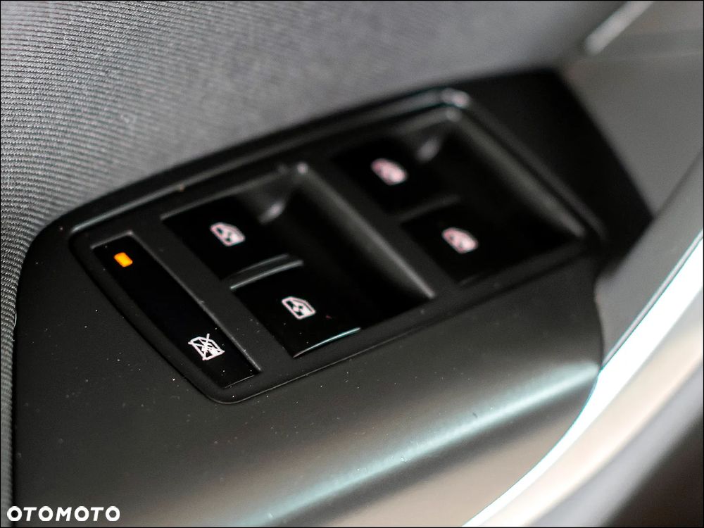 Opel Insignia - 30