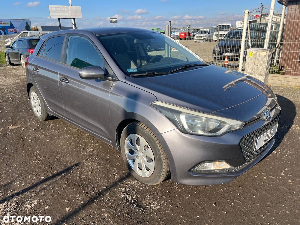 Hyundai i20 1.1 CRDi BlueDrive Elegant - 1