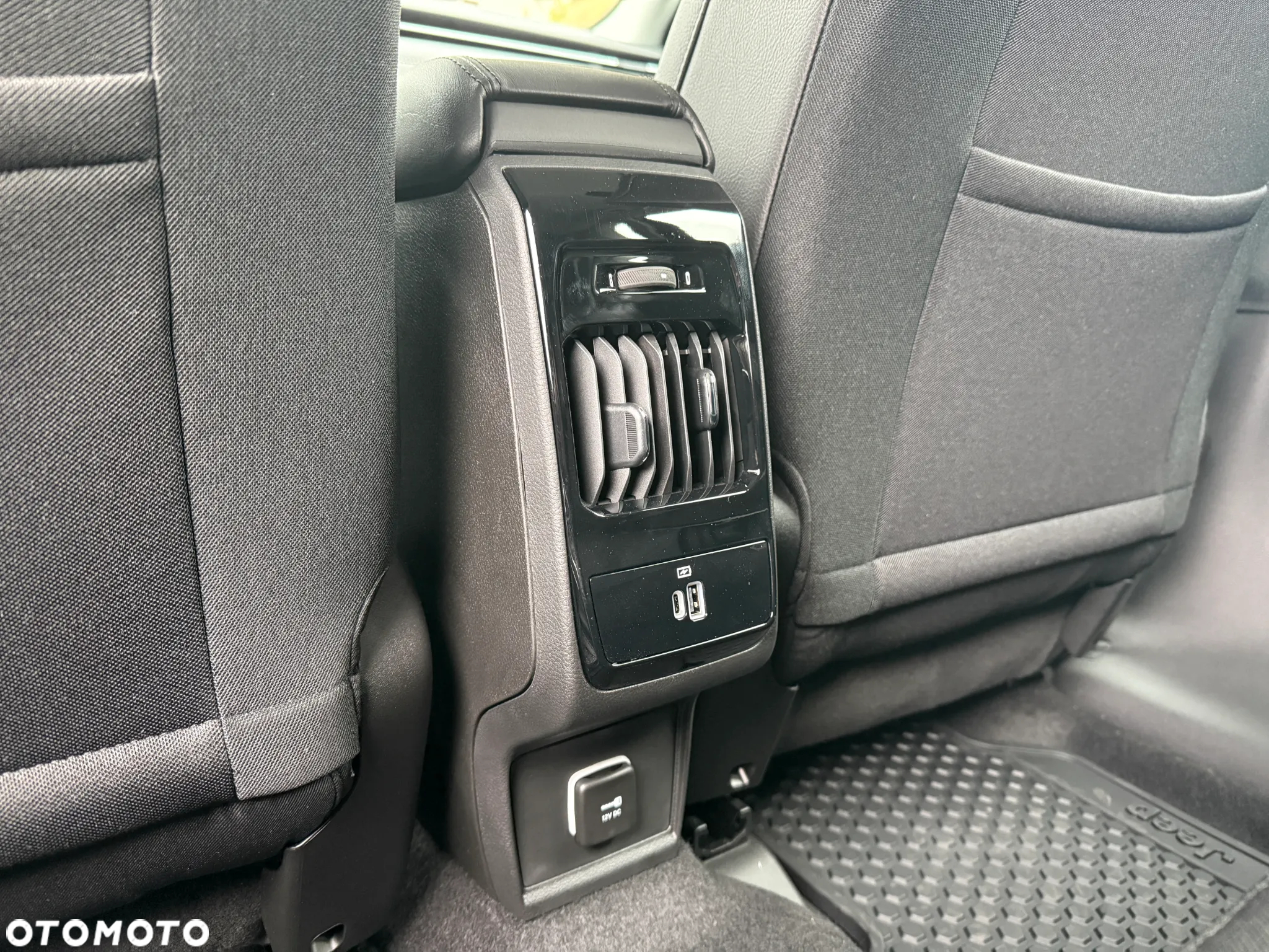 Jeep Compass 1.5 T4 mHEV Altitude FWD S&S DCT - 11