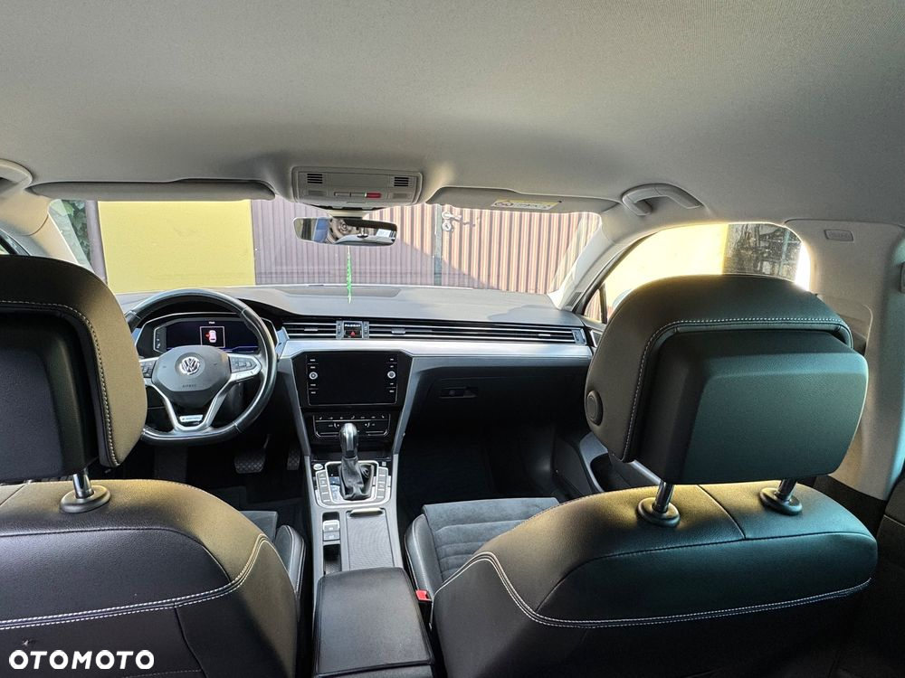 Volkswagen Passat 2.0 TDI 4Mot Elegance DSG - 14