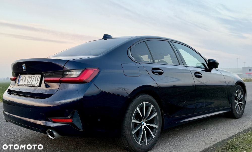 BMW Seria 3 320i GPF Sport Line - 2