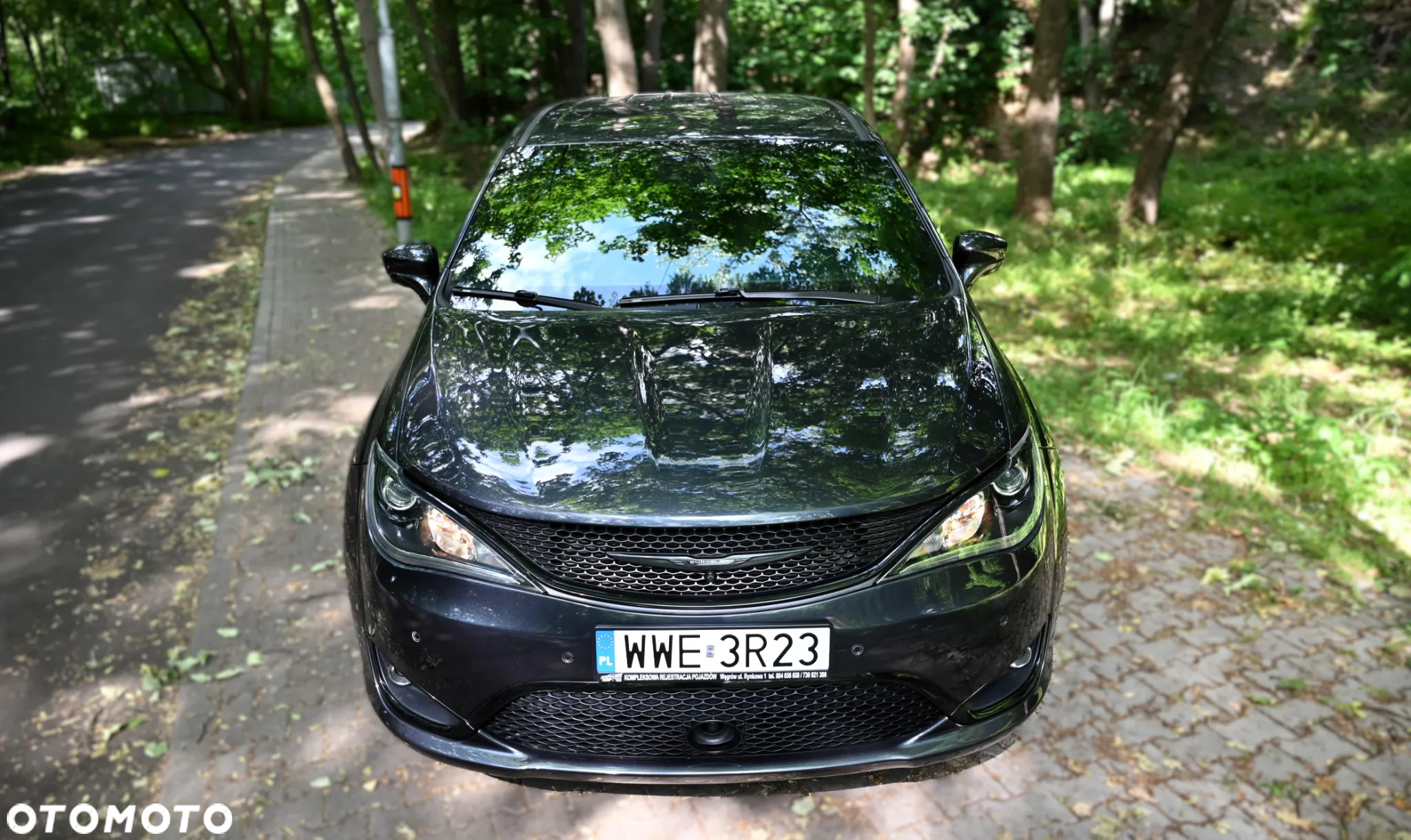 Chrysler Pacifica - 14