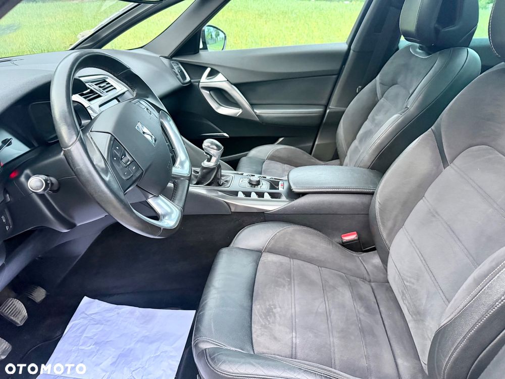 Citroën DS5 HDi 165 SoChic - 17