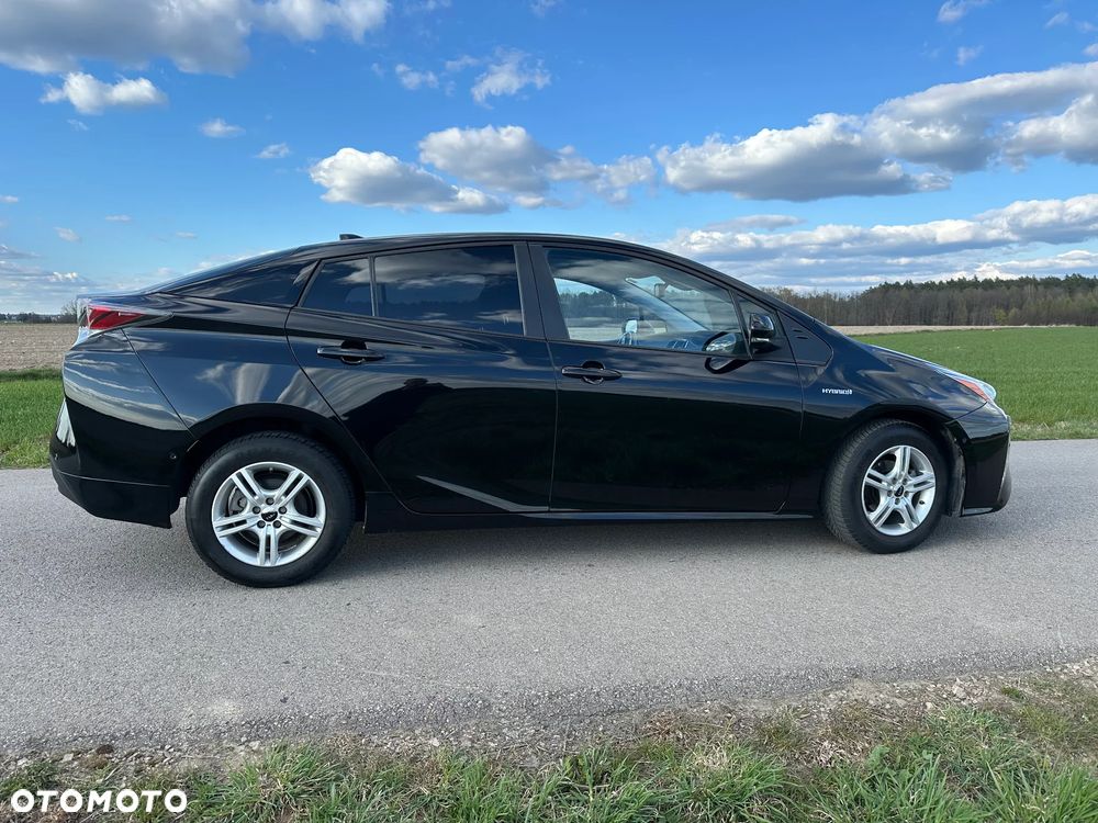 Toyota Prius 1.8 Hybrid Prestige - 6