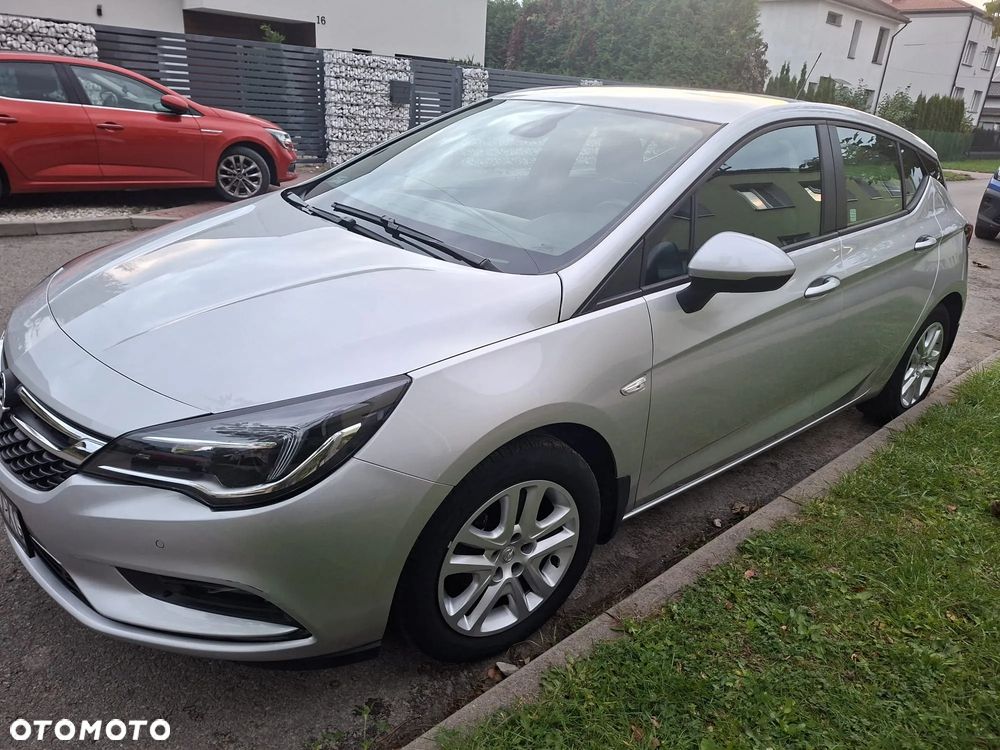 Opel Astra - 2