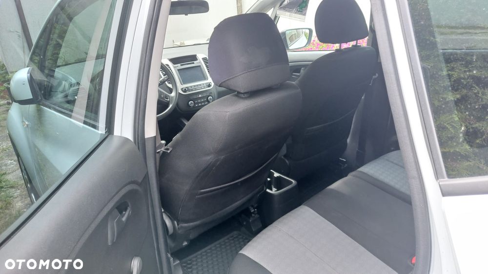 Kia Venga 1.4 L - 6