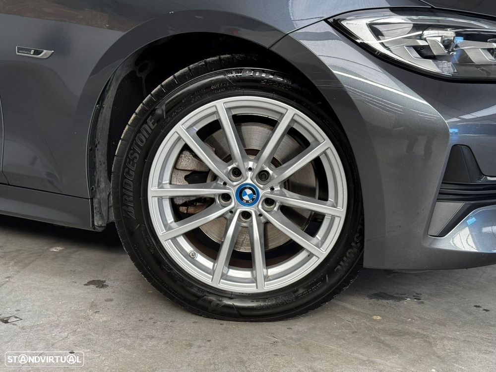 BMW 320 - 6