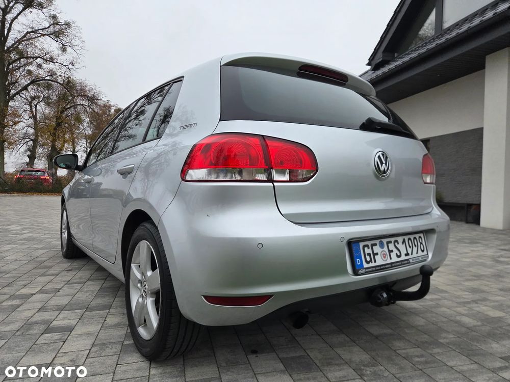 Volkswagen Golf - 8