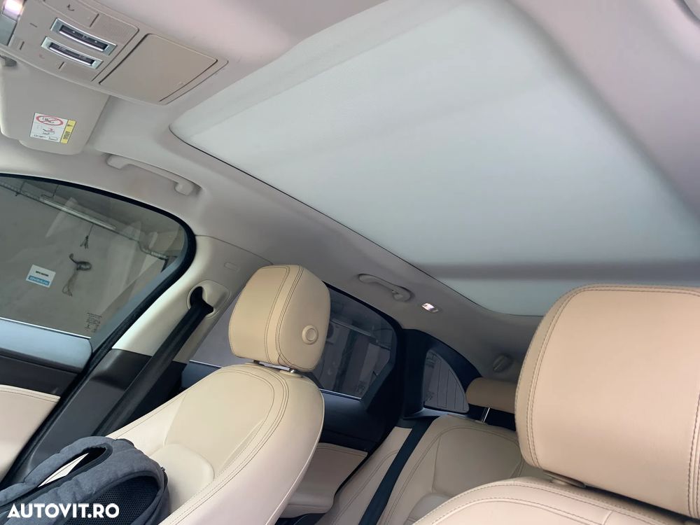Jaguar F-Pace 20d AWD Prestige - 12