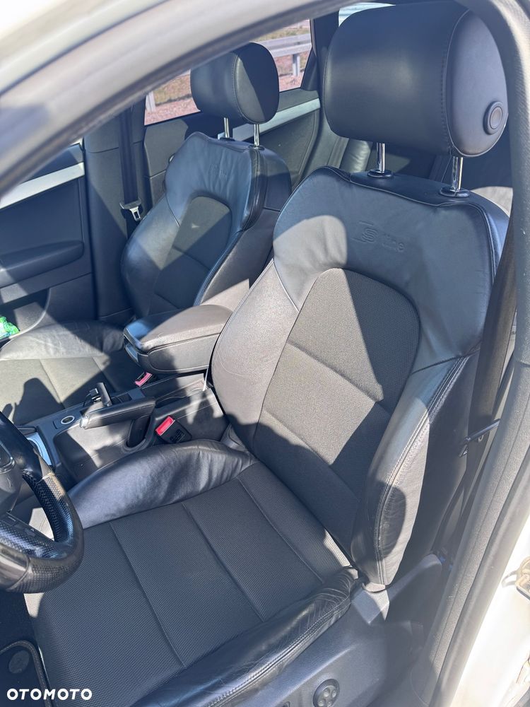 Audi A3 Sportback 3.2 Quattro S tronic - 8