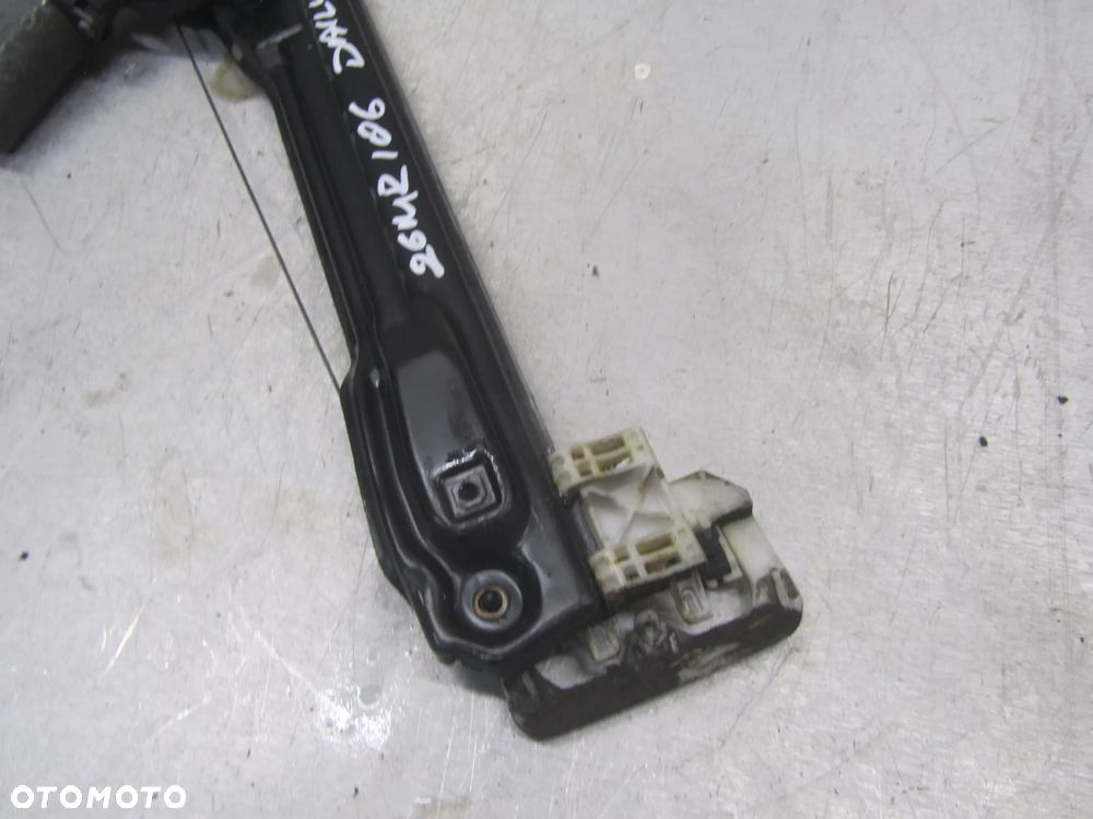 Silniczek Mechanizmu Podnoszenia Szyby Lewy Przód Iveco Daily 2014->2.3 HPI - 2