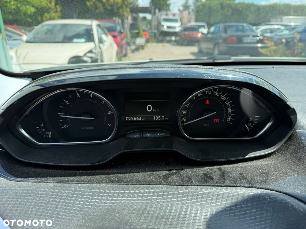 Peugeot 2008 1.2 Pure Tech Access - 8