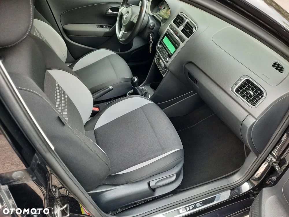 Volkswagen Polo 1.2 Life - 16