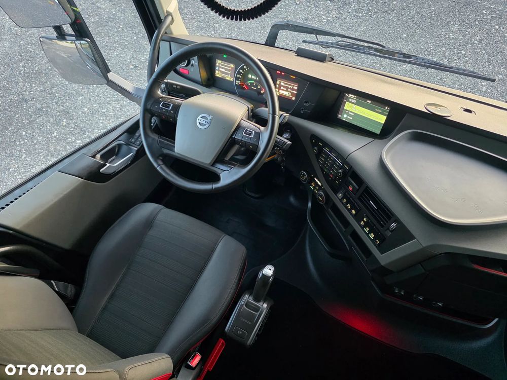 Volvo FH500/EURO6d/XL/642.000km/SPROWADZONE Z NIEMIEC - 24